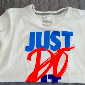 Women's Nike youth T shirt